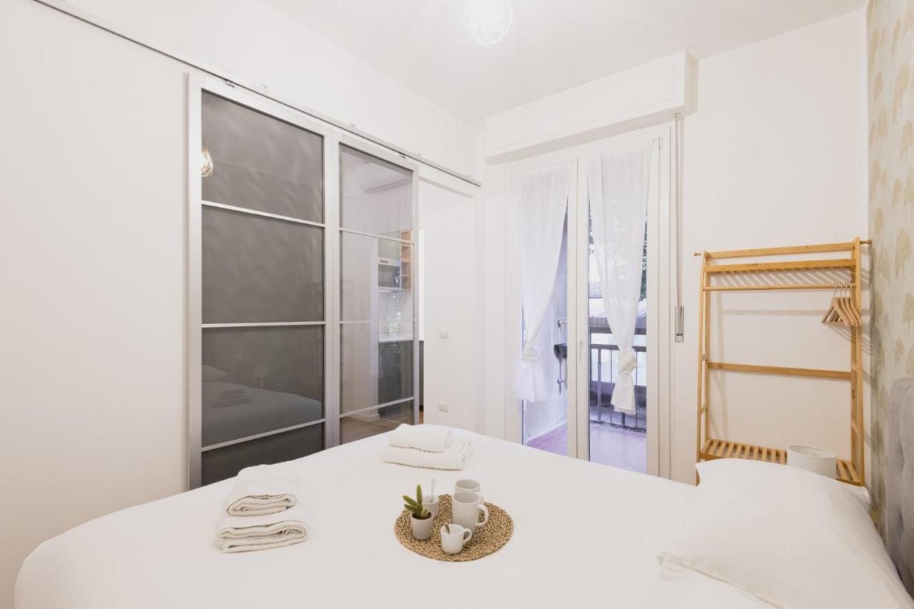 Easylife - Oasi Chic Pochi Passi Dai Navigli Apartment Milan Bagian luar foto