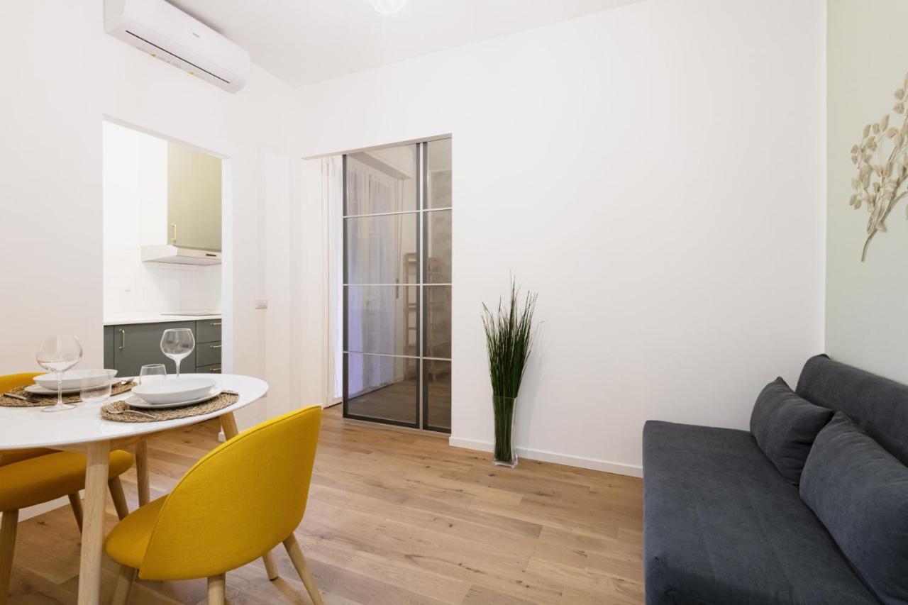 Easylife - Oasi Chic Pochi Passi Dai Navigli Apartment Milan Bagian luar foto