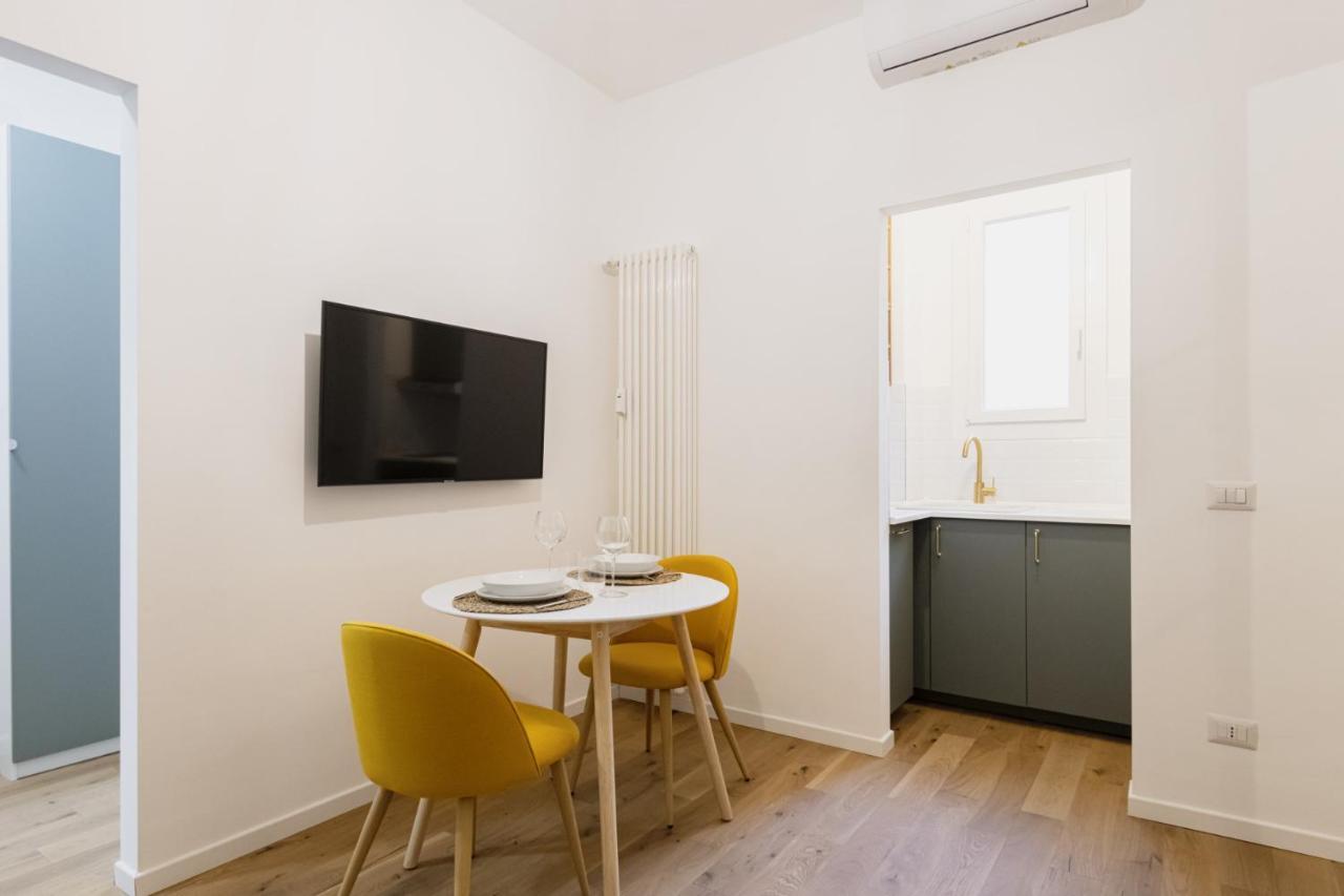 Easylife - Oasi Chic Pochi Passi Dai Navigli Apartment Milan Bagian luar foto