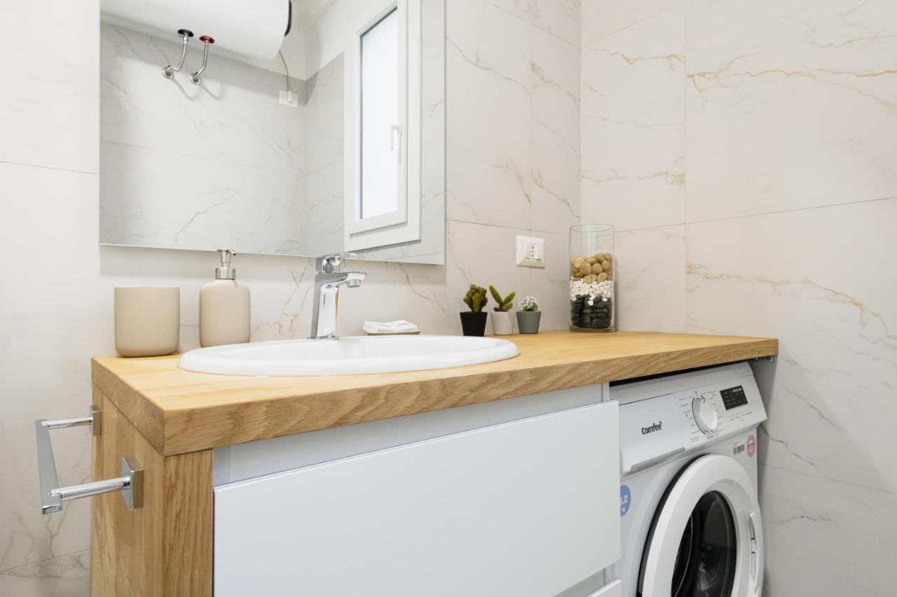 Easylife - Oasi Chic Pochi Passi Dai Navigli Apartment Milan Bagian luar foto